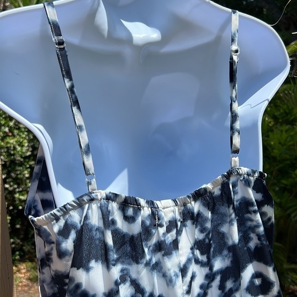 Blue & white tie-dye, sundress, adjustable, shoulder straps, Sz. L - Picture 3 of 13
